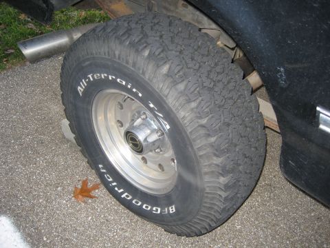 1995 Ford Bronco - The road has now offically claimed more tires than the off road.