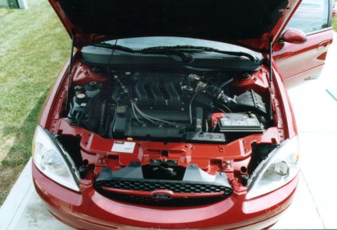 2002 Ford Taurus - The engine after a little over 3 months and 3,999 miles. I keep her clean :) Shot 1