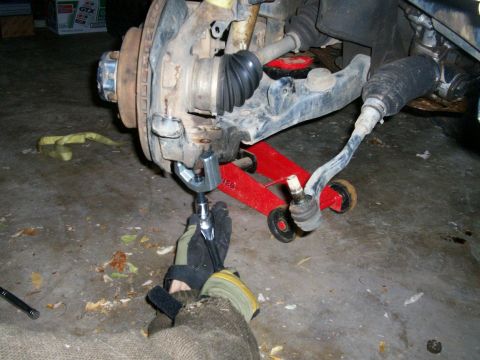 1993 Ford Bronco - Fastening bigger two jaw puller over lower ball joint threaded stud