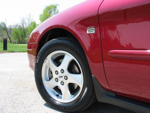 2002 Ford Taurus photo