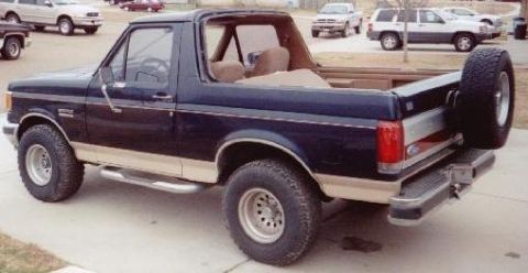 1990 Ford Bronco - Starting Point. Typical bronc without the top