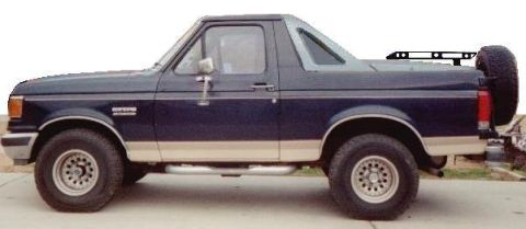 1990 Ford Bronco - Hard rear cover. Avalanche Style....except made of steel or aluminum
