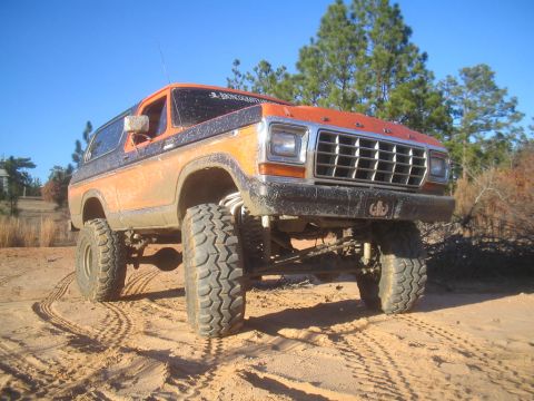 1979 Ford Bronco - This modified Ford Bronco sits high on its suspension, ready for off-road adventure.