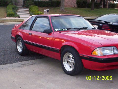 1990 Ford Mustang photo