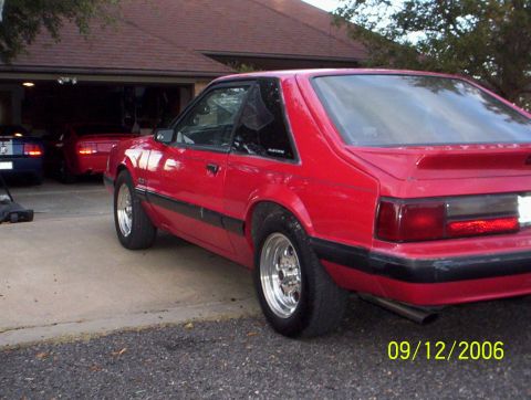1990 Ford Mustang photo