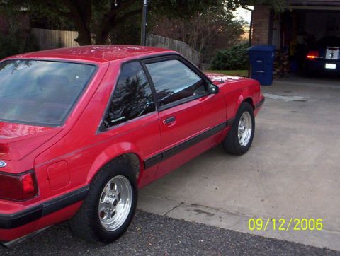1990 Ford Mustang photo