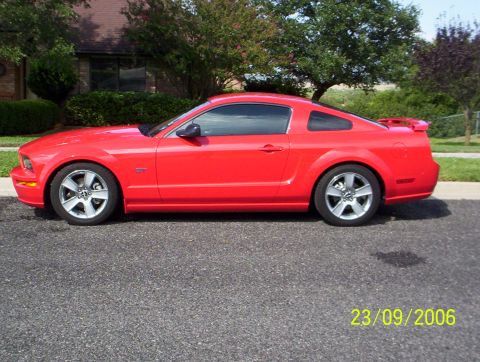 2006 Ford Mustang photo