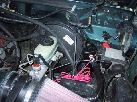 1995 Ford Bronco - Coalescing filter and the wire from the York.