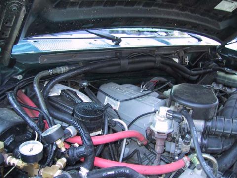 1995 Ford Bronco - another shot of the air lines