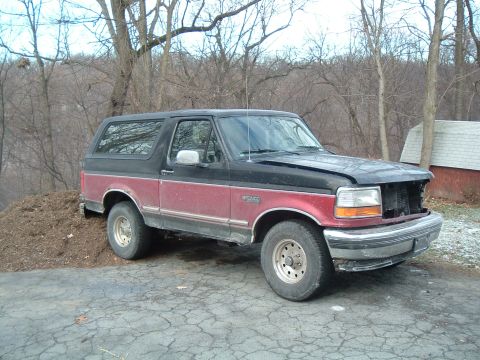 1995 Ford Bronco - Passenger Side