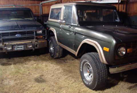 1975 Ford Bronco - I finally got it back, so I can finish it up (hopefully!). Another guy did a lot of work on it in Baton Rouge, LA, before the hurricane, an…