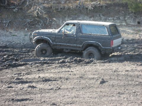 1986 Ford Bronco - playing at the ranch