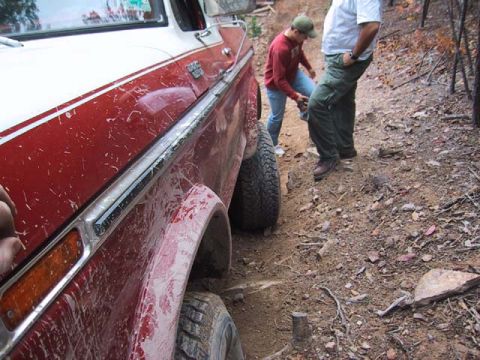 1995 Ford Bronco - Don's new rear hydraulic steering.