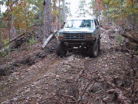 1995 Ford Bronco - Eric slid down this hill about 75% of the way.