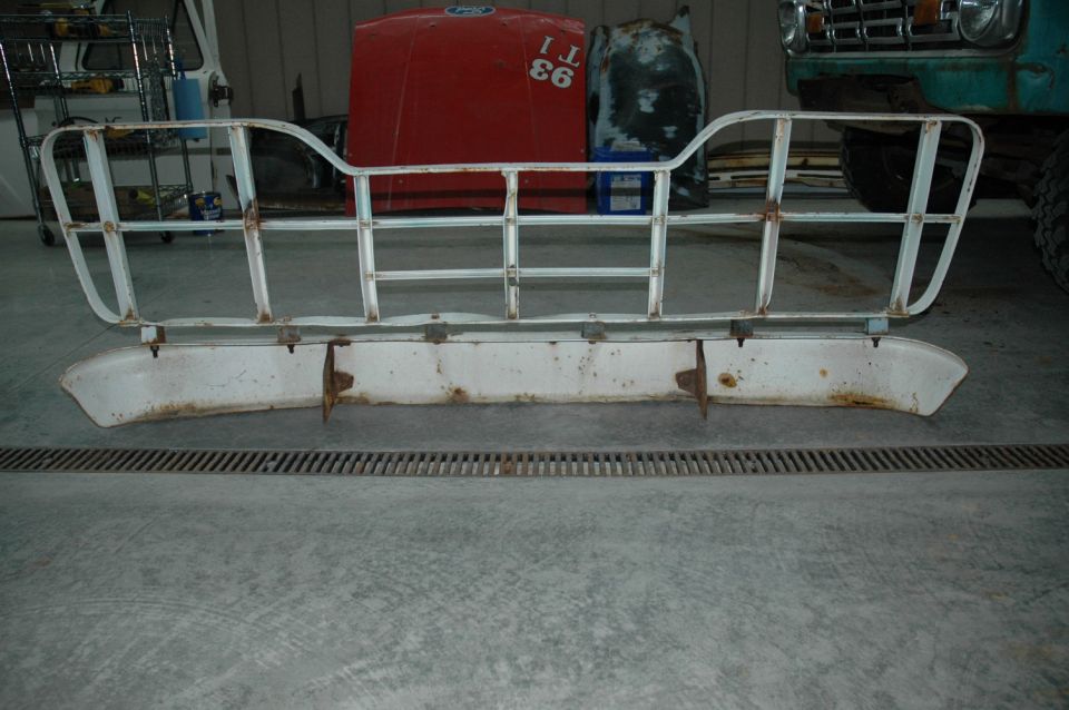 White grille guard and bumper assembly, front view