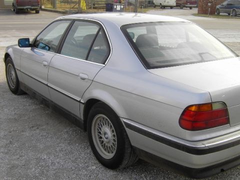 1998 BMW 7 Series photo