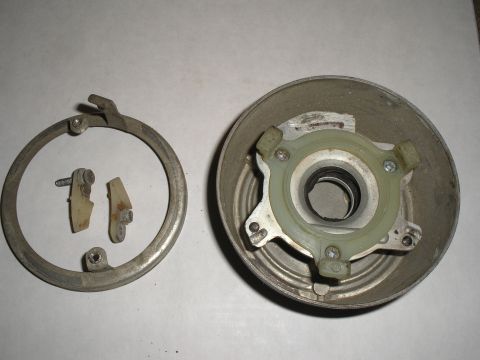 1990 Ford Bronco - back side of steering wheel cap