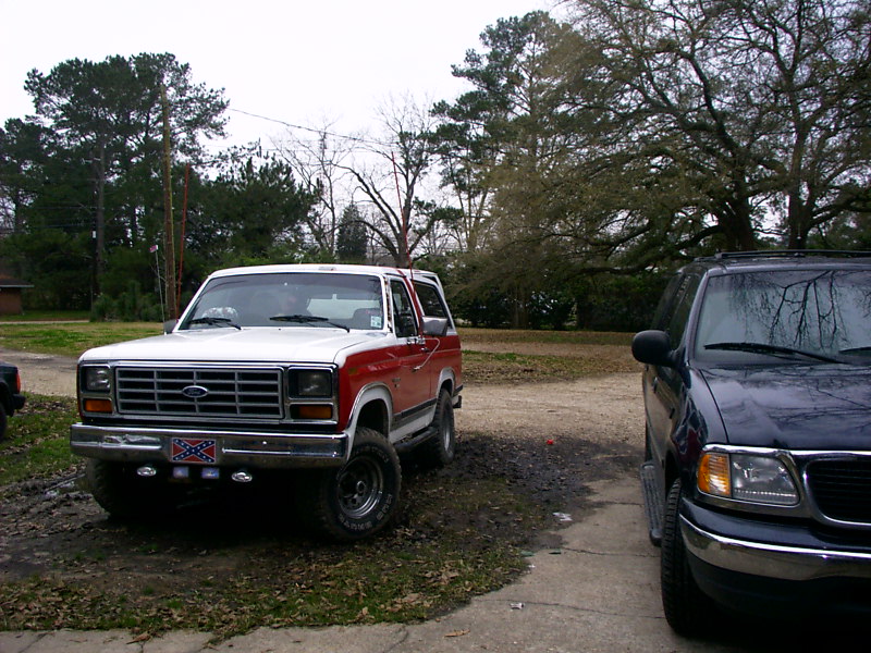1982 Ford Bronco “No Quarter”
