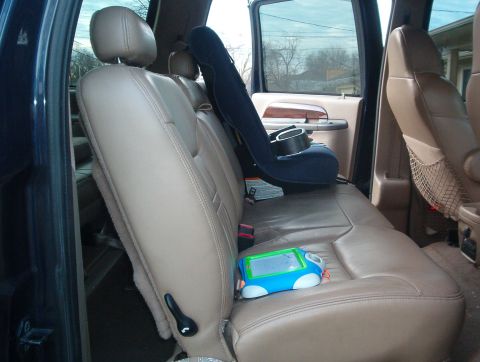 2000 Ford Excursion photo