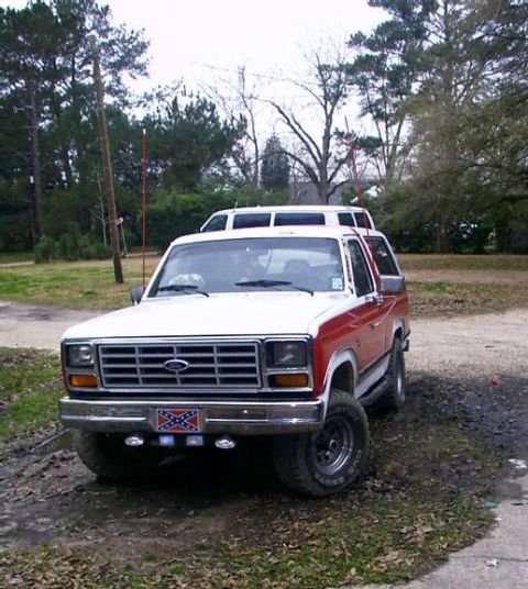 1982 Ford Bronco photo
