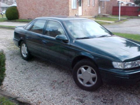 1995 Ford Taurus - Passenger Side