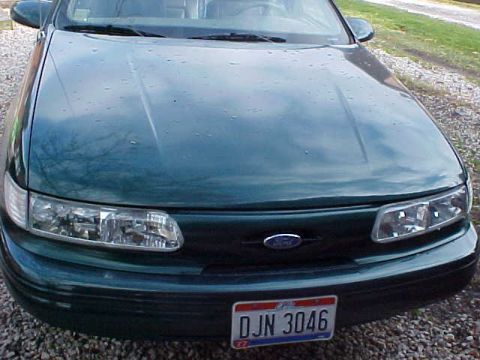 1995 Ford Taurus - Front End