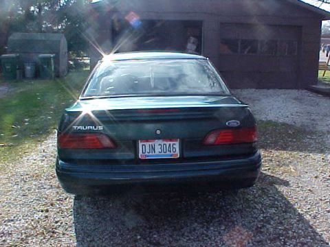 1995 Ford Taurus - Rear End