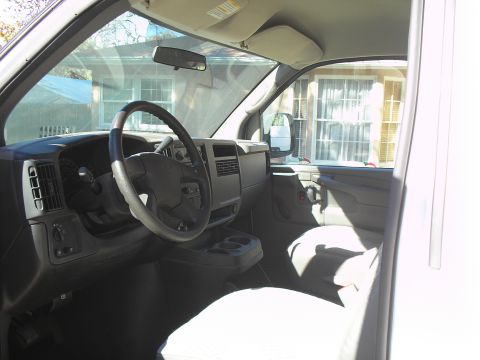 2005 Chevrolet Express photo