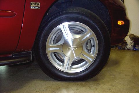 1999 Ford Taurus photo