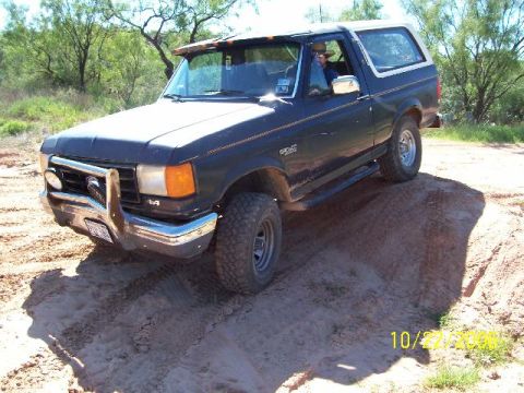 1987 Ford Bronco photo