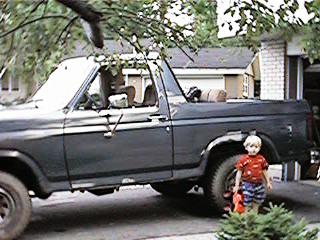 1986 Ford Bronco - had to pop the top!!