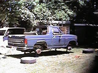 1986 Ford Bronco - another of the prep site