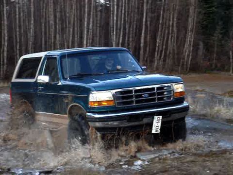 1996 Ford Bronco - This 1996 Ford Bronco navigates through a muddy water crossing.