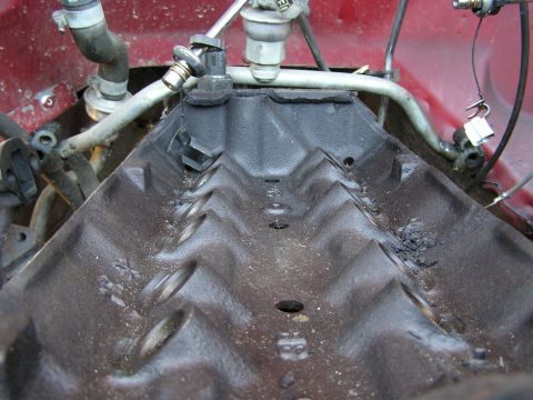 1990 Ford Bronco - Lifter Valley