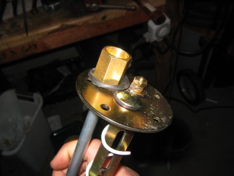 1979 Ford Bronco - Sending unit drilled for pick up tube. Auto meter is dumb for not offering a combo unit that does both...