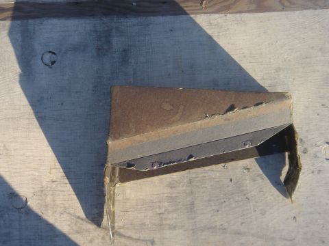 1975 Ford Ranchero - bottom view