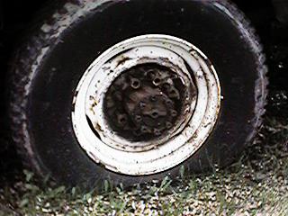1986 Ford Bronco - 8 lug in the mud