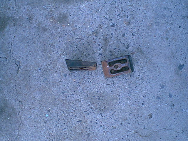 Here are the stock Ford Bronco Shim blocks