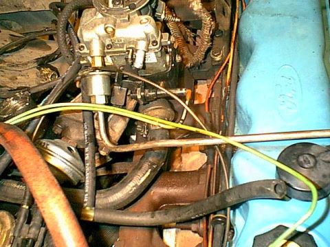 1983 Ford Bronco - here is the new EGR and WOT lines installed