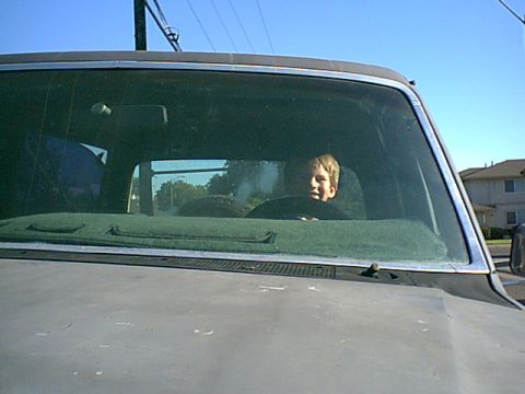 1983 Ford Bronco - here is stinky driving away.
