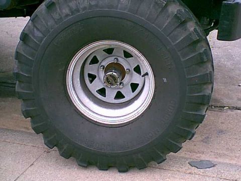 1983 Ford Bronco - Here is the pass side hub completed.