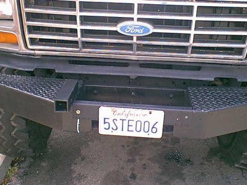 1983 Ford Bronco - here is the last picture of the mount