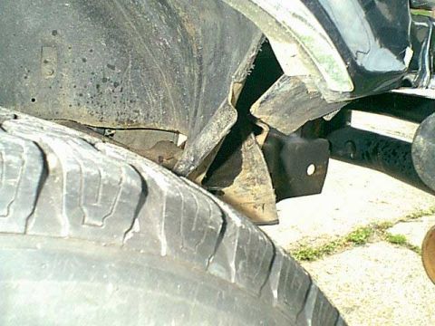 1983 Ford Bronco - another view of the damage to the fender