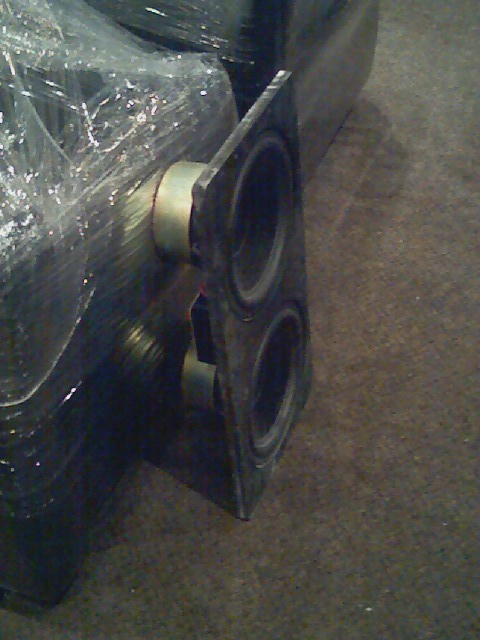 2006 Ford E350 - Inwall subs.