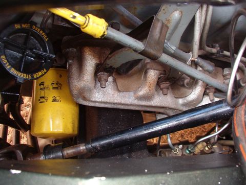 1975 Ford Bronco - Looking down the L side of the engine showing the steering shaft that I had fabricated to join the '88 tilt/cruise column to the '75 power…