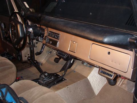 1975 Ford Bronco - This angle doesn't show those %@#*(& red hoses as much, but it does show the gigantic patch in the hump where the t-case shifters are.