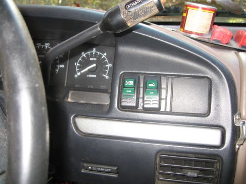 1996 Ford Bronco - This shows the switch. The switch functions like On/Off/On Thermostat. The other switch is for OBA and its just On/Off.