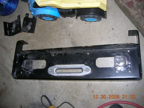1996 Ford Bronco - Winch plate from Warn Enforcer bumper