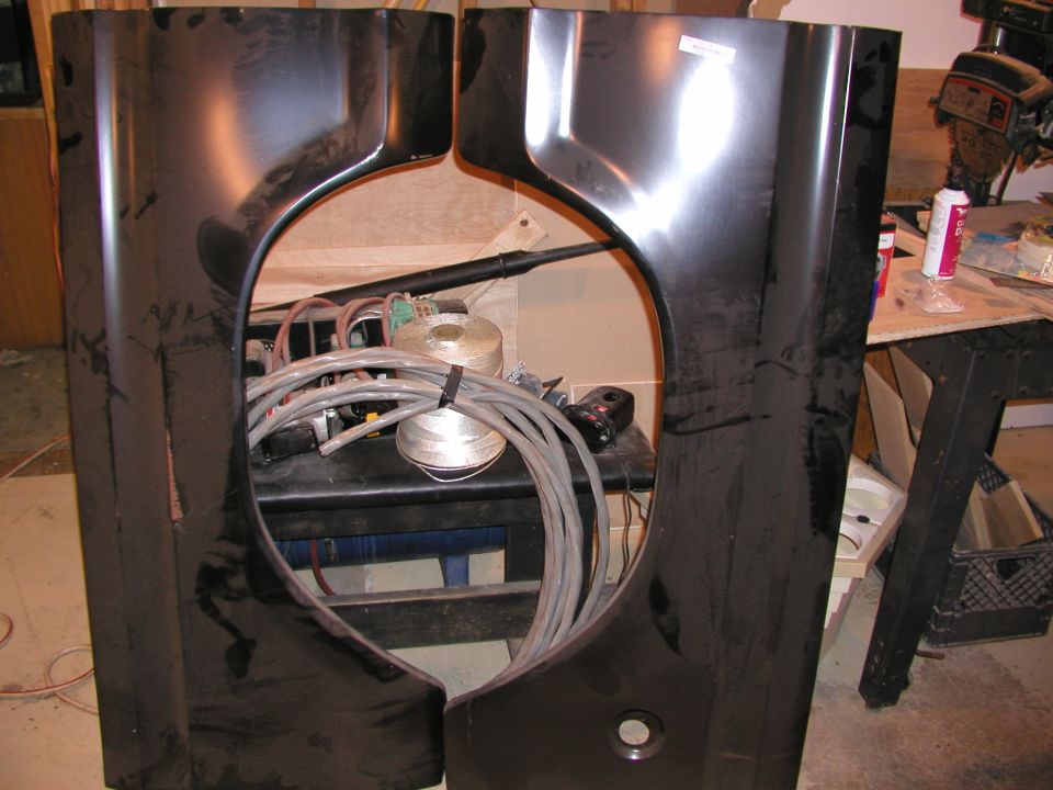 Black patch panels with a hole for wheel well