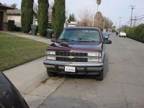 1983 Ford Bronco - here is the front